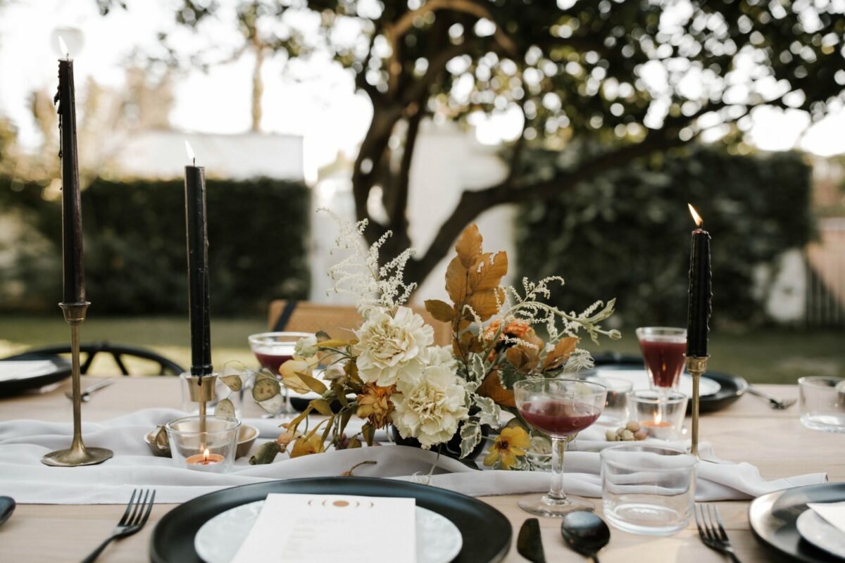 The best easy and on trend interior design, tabletop and home décor ideas for a fall refresh as entertaining season gets underway.